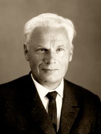 ВЛАДИМИРСКИЙ Василий Васильевич (1915 – 2008)